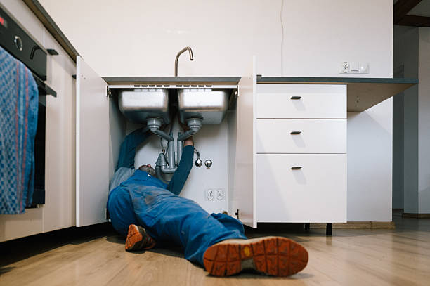 Professional Leak Detection technician working in Four Oaks, NC